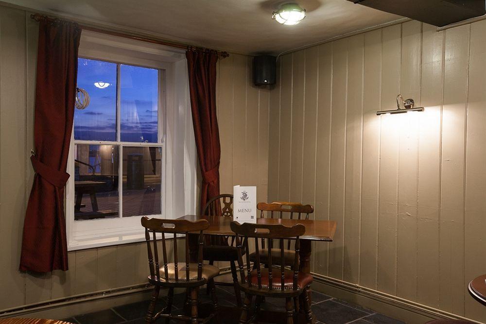 Anchor Hotel Burnham-on-Crouch エクステリア 写真
